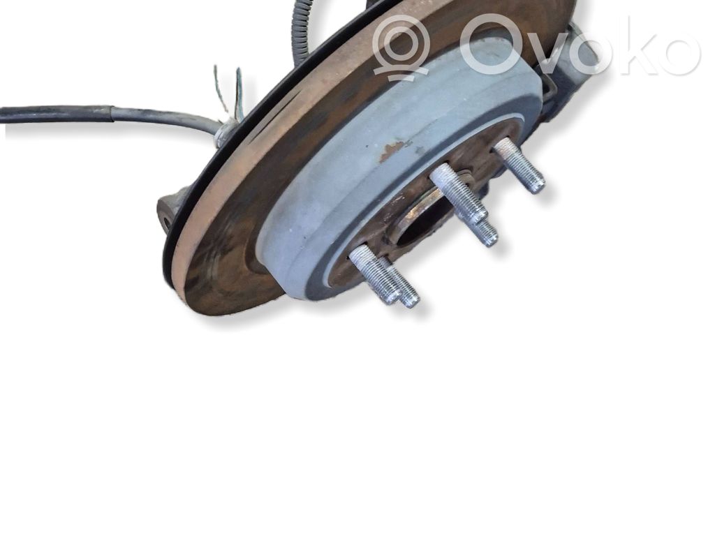 Dodge Durango III Rear wheel hub 