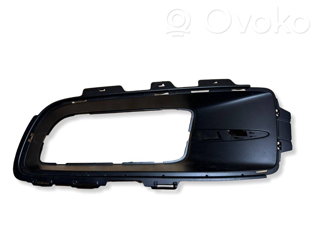 Front bumper lower grill   7175485
