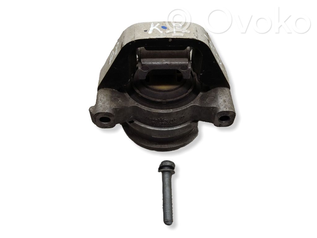 Audi A8 S8 D4 4H Engine mount bracket 