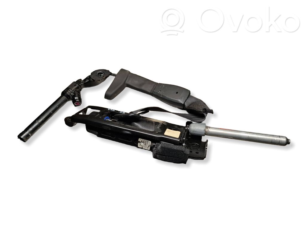 Cinturón delantero   6090888L0B