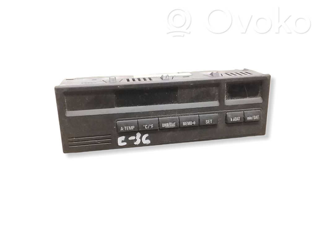Bildschirm / Display / Anzeige   62138357653