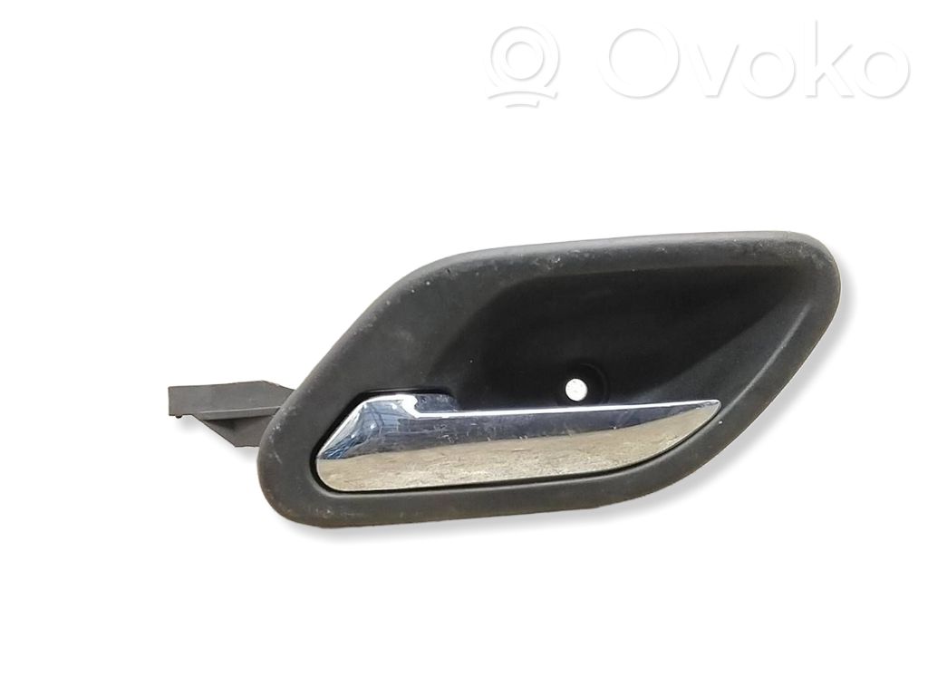 Manecilla interna puerta delantera   8125513