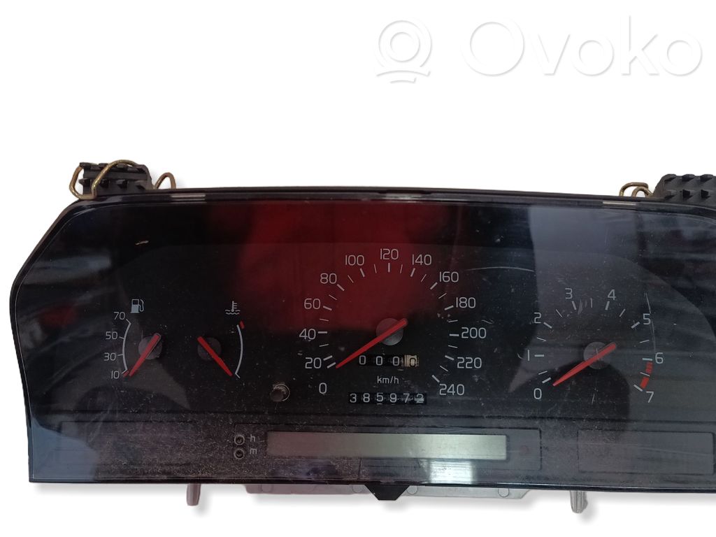 Volvo 850 Speedometer (instrument cluster) 