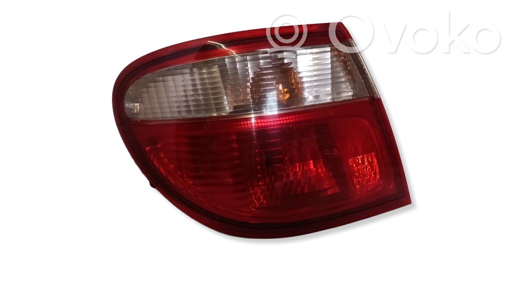 Nissan Almera N16 Lampa tylna 