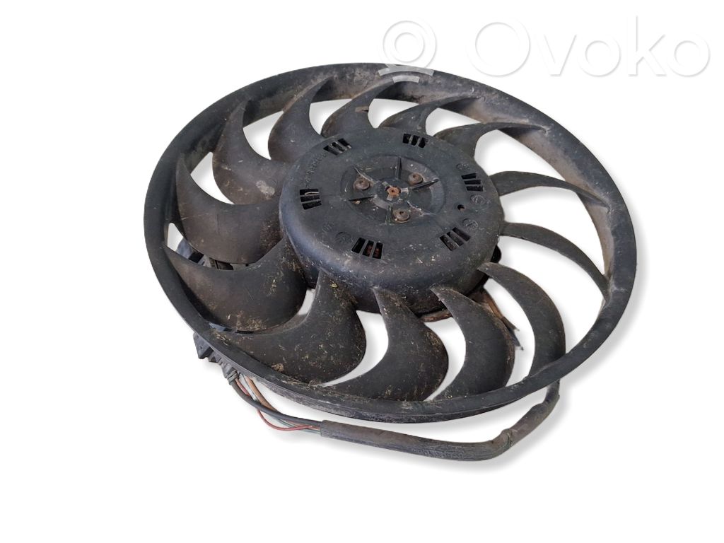 Audi A8 S8 D3 4E Elektrisks radiatoru ventilators 