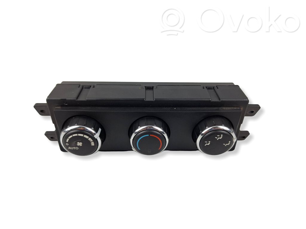 Chrysler Voyager Climate control unit 