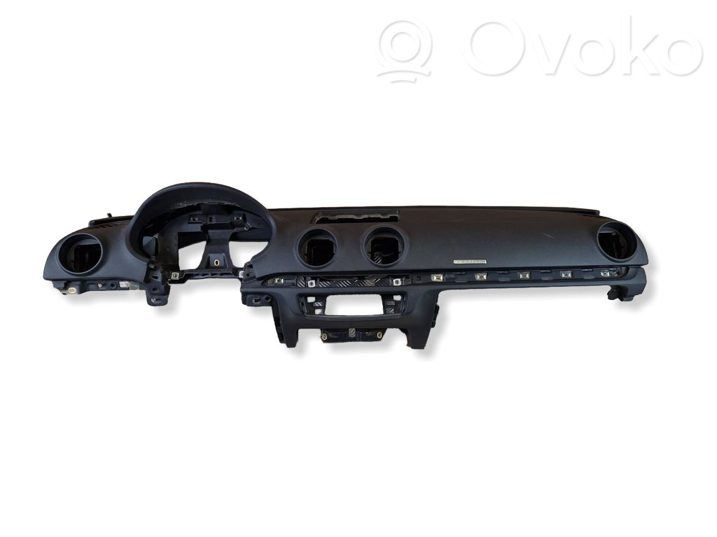 Audi A3 S3 8V Panelė 