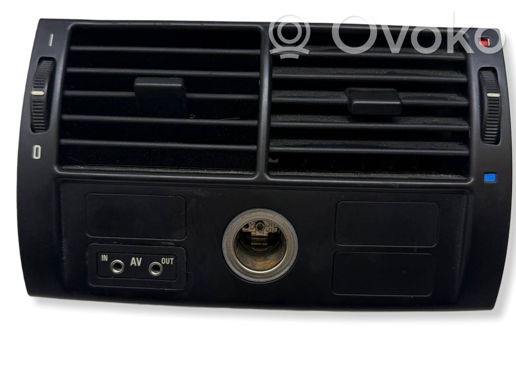 BMW X5 E53 Oro grotelės gale 