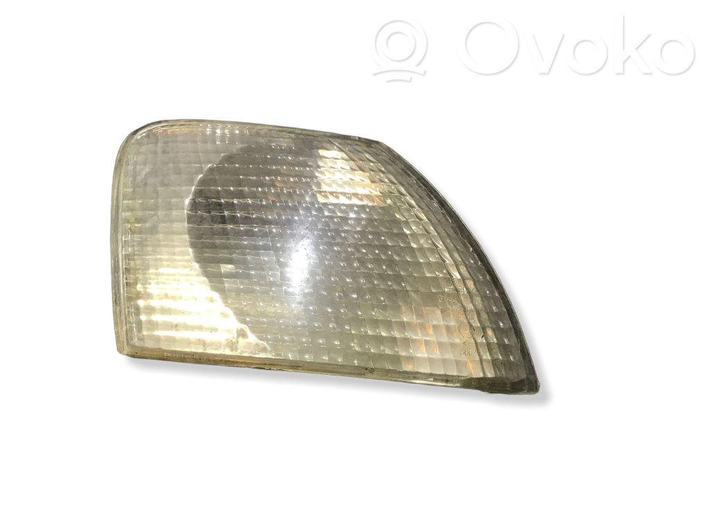 Volkswagen PASSAT B5 Front indicator light 