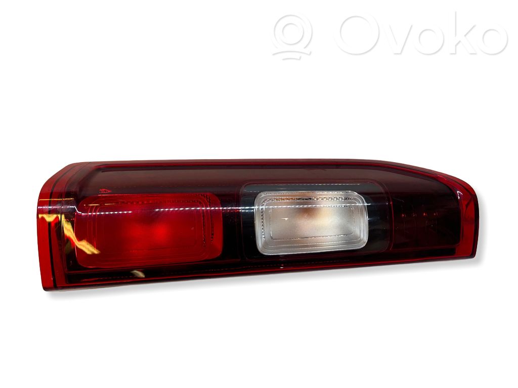 Renault Trafic III (X82) Lampa tylna 