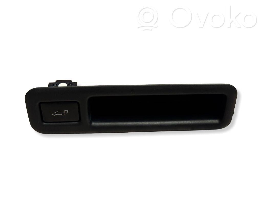 Tailgate/boot open switch button   6929148030