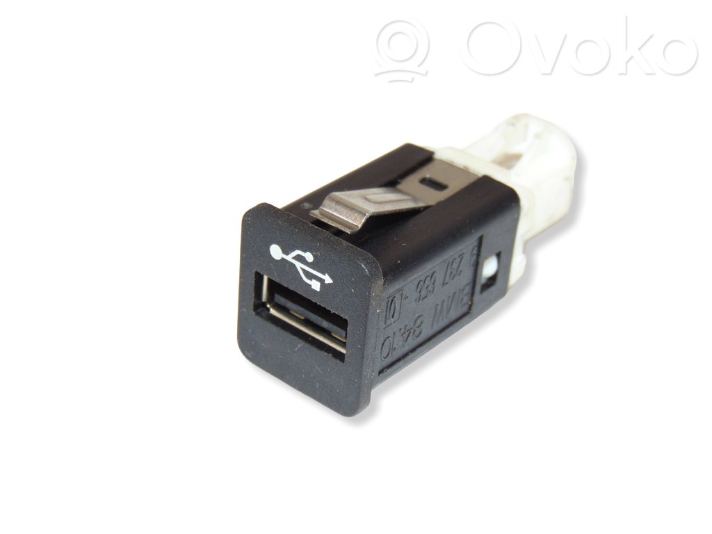 USB savienotājs   84109237656,9237656