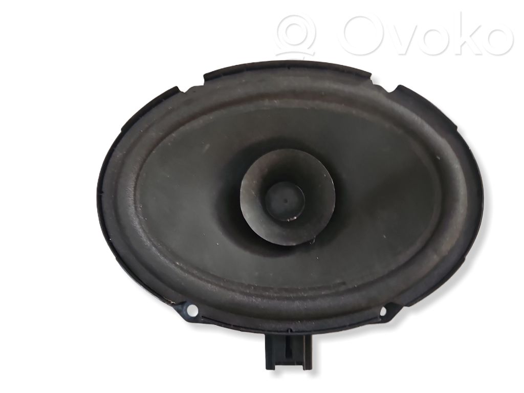 Altavoz de la puerta trasera   GS1E66960,8H407D