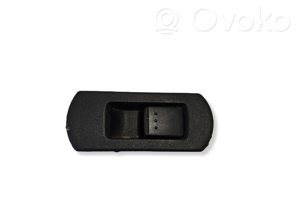 Electric window control switch   CC3366380A