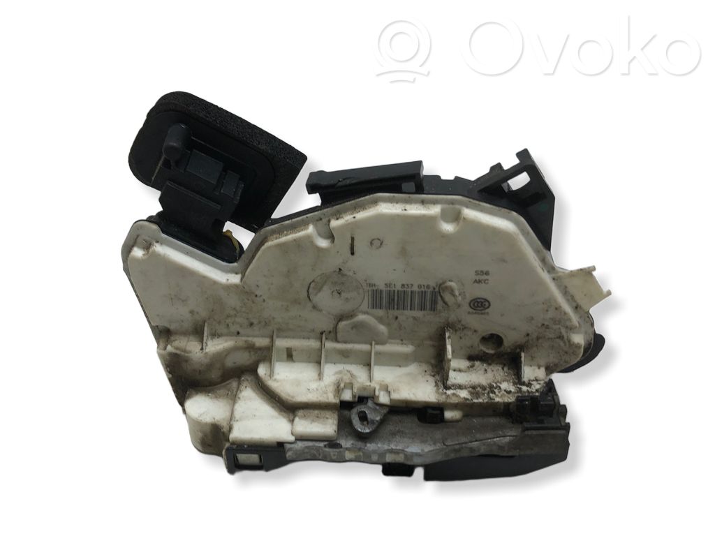 Skoda Rapid (NH) Front door lock 