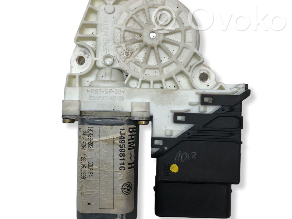 Volkswagen Golf IV Silniczek podnoszenia szyby drzwi tylnych 