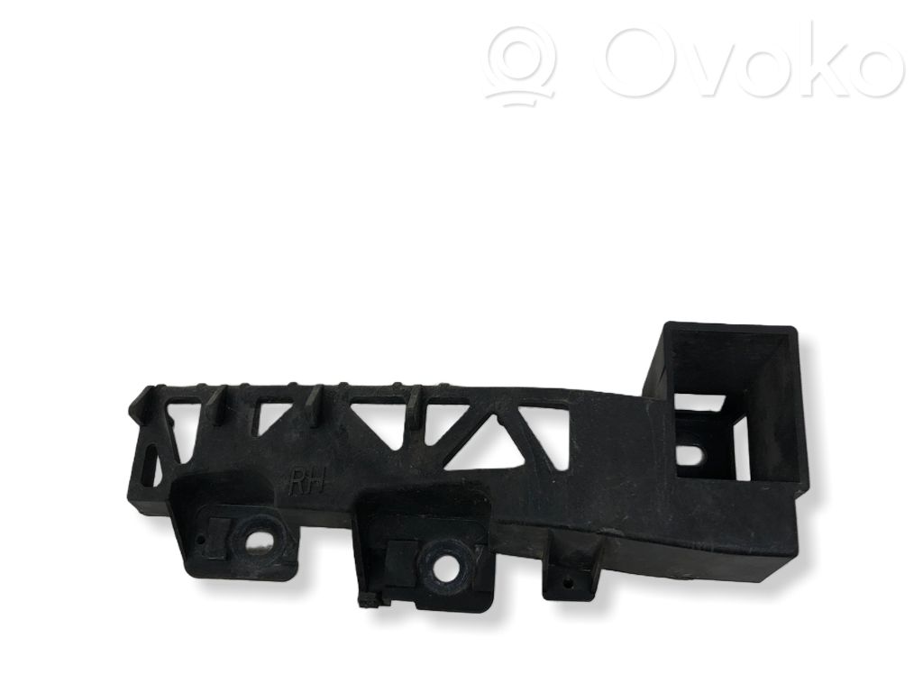 Mazda 5 Headlight/headlamp mounting bracket 