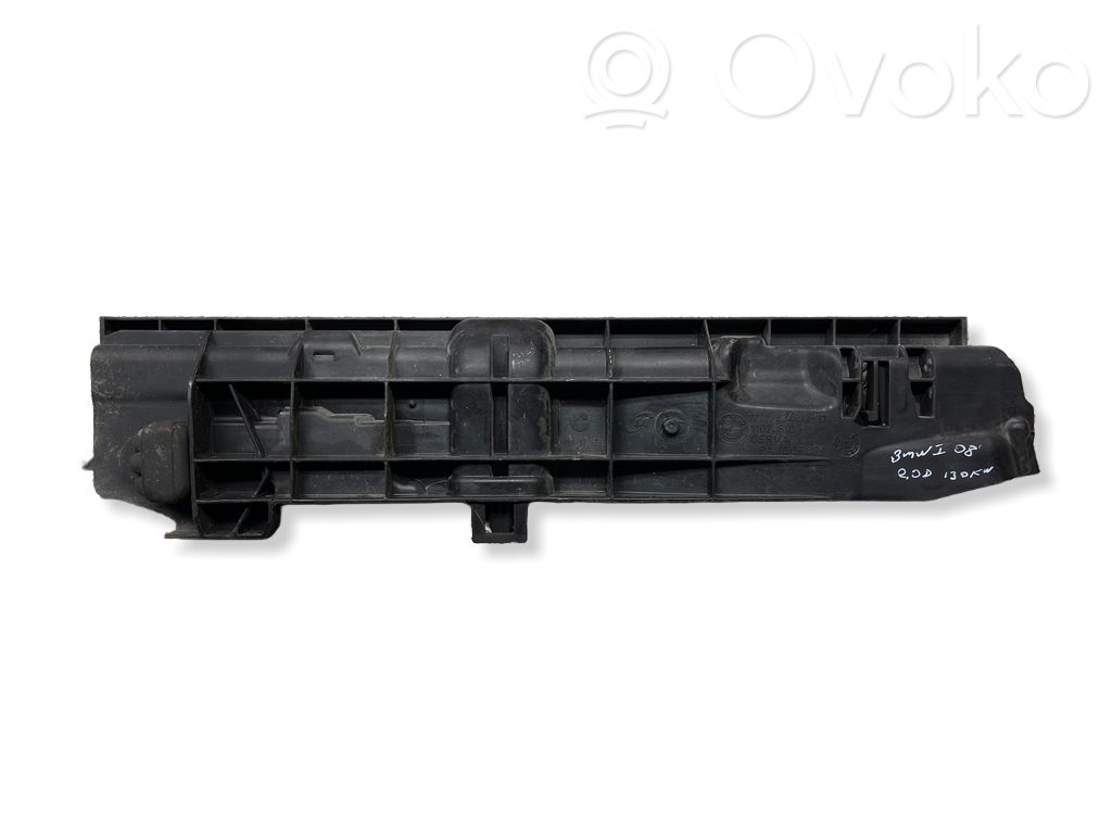 BMW 1 E81 E87 Halterung Kühler 