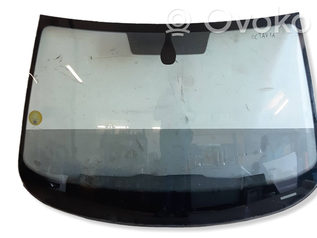 Skoda Octavia Mk3 (5E) Front windscreen/windshield window 
