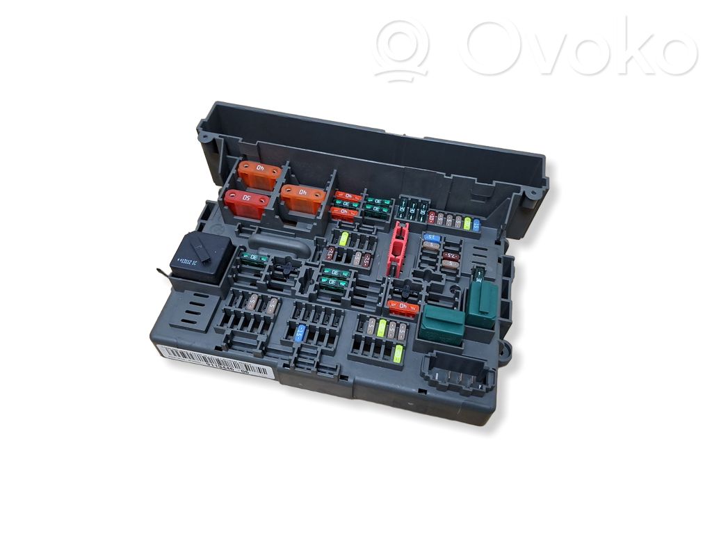 BMW X1 E84 Fuse module 