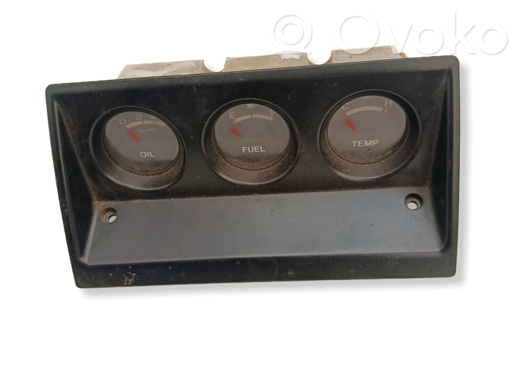 Isuzu Trooper Vitezometru (grup de instrumente) 