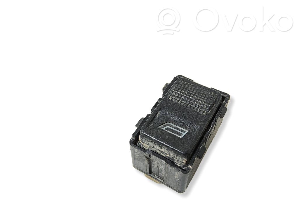 Audi 100 S4 C4 Electric window control switch 