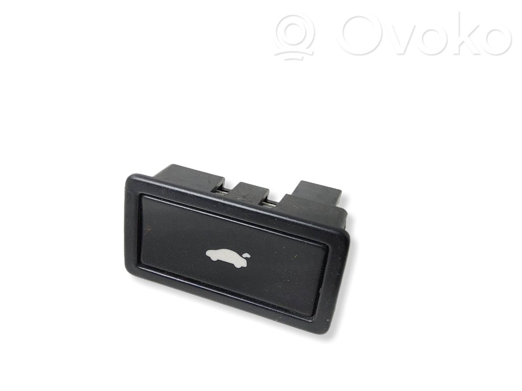 Audi A8 S8 D3 4E Tailgate/boot open switch button 