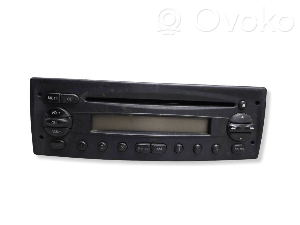 Iveco Daily 35 - 40.10 Panel / Radioodtwarzacz CD/DVD/GPS 
