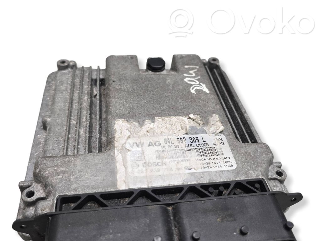 Audi A4 S4 B9 Engine control unit/module 