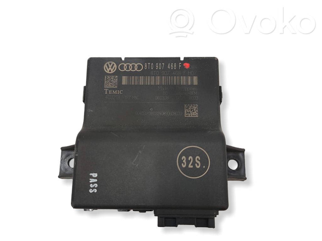 Audi A5 8T 8F Gateway control module 