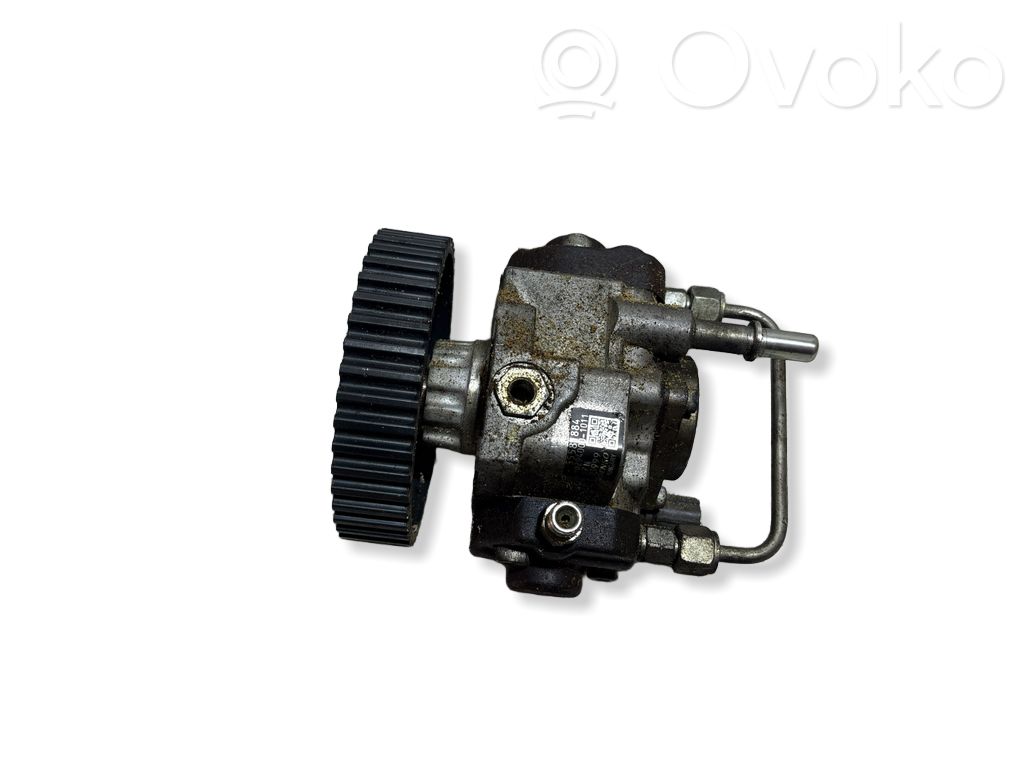 Opel Astra H Fuel injection high pressure pump 