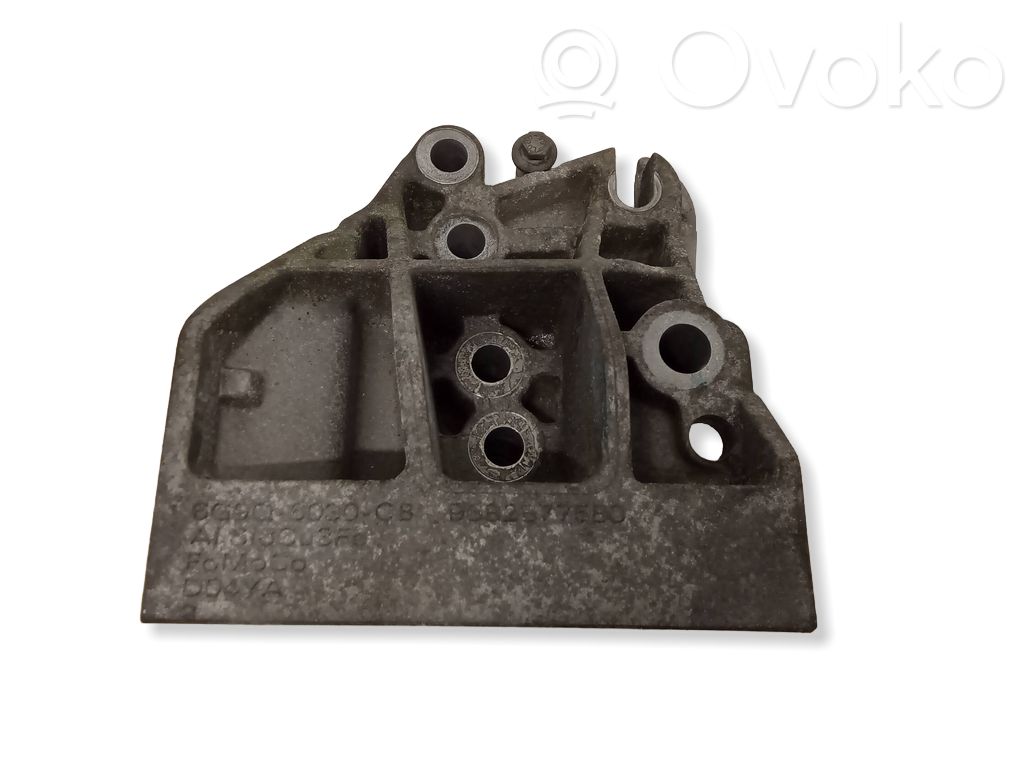 Land Rover Evoque I Engine mounting bracket 