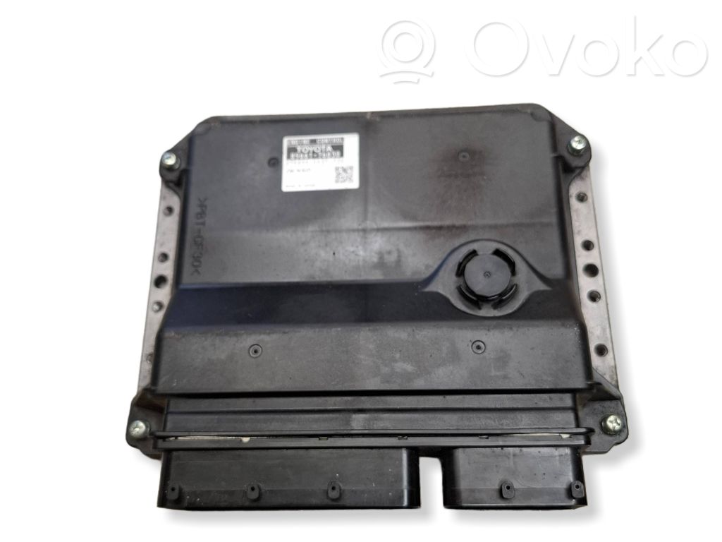 Lexus CT 200H Engine control unit/module 