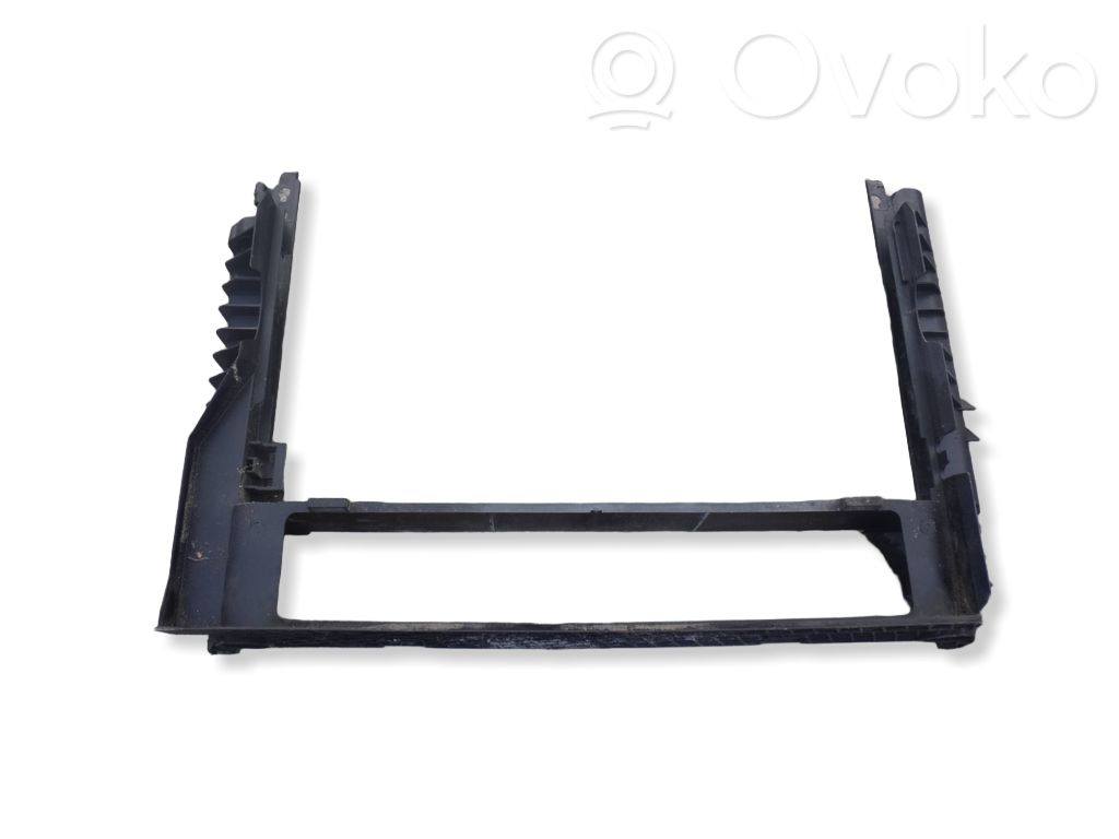 BMW 5 E60 E61 Pannello di supporto del radiatore 