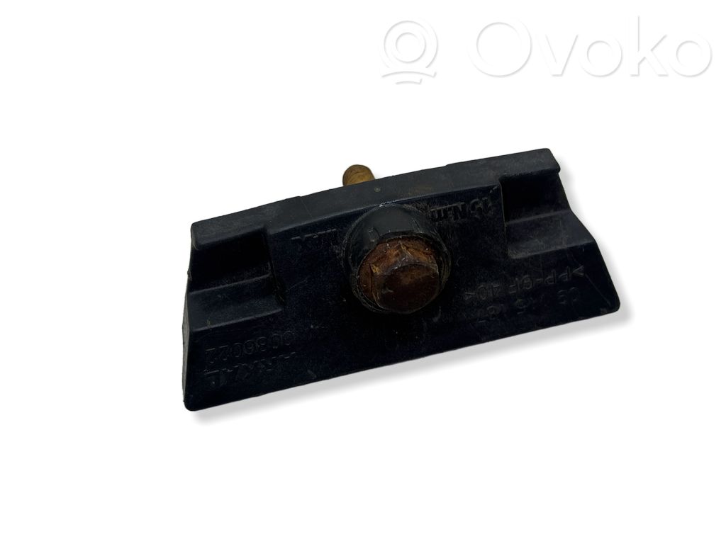 Opel Corsa C Mocowanie akumulatora 
