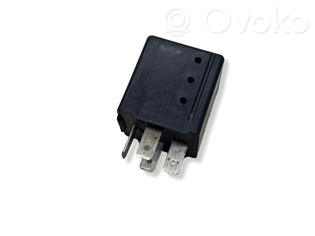 Audi 80 90 B3 Muu rele 
