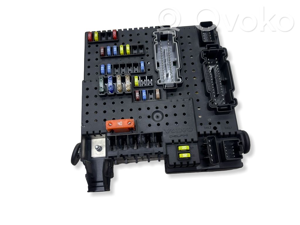 Volvo S60 Fuse module 