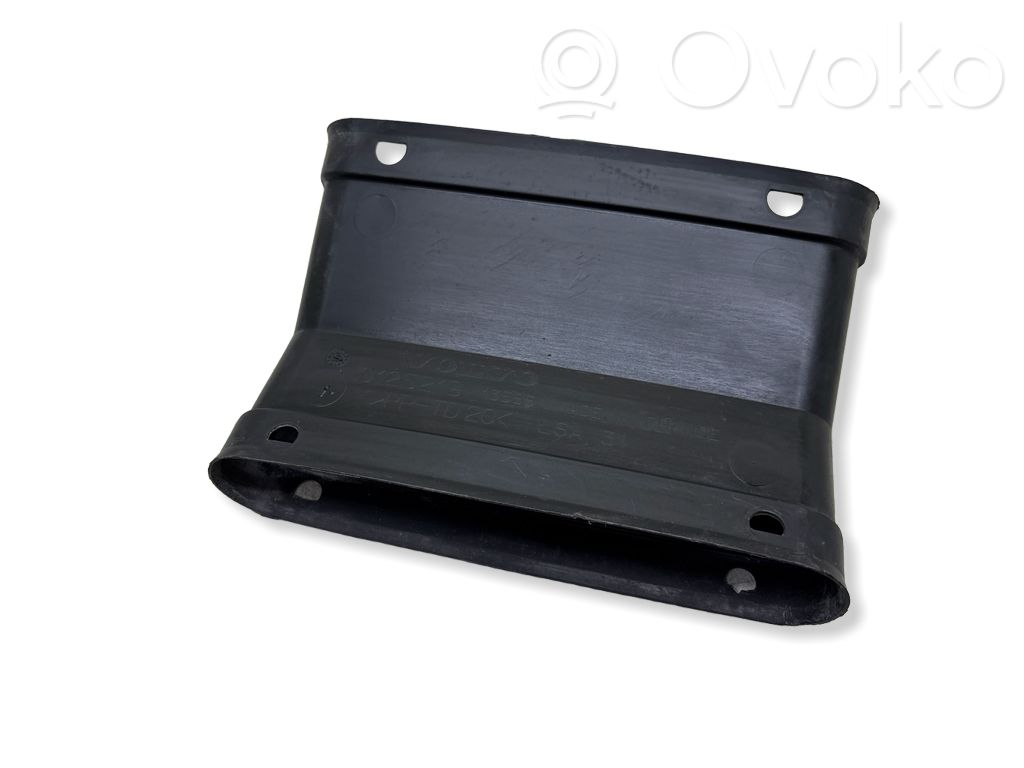 Volvo V70 Air intake duct part 