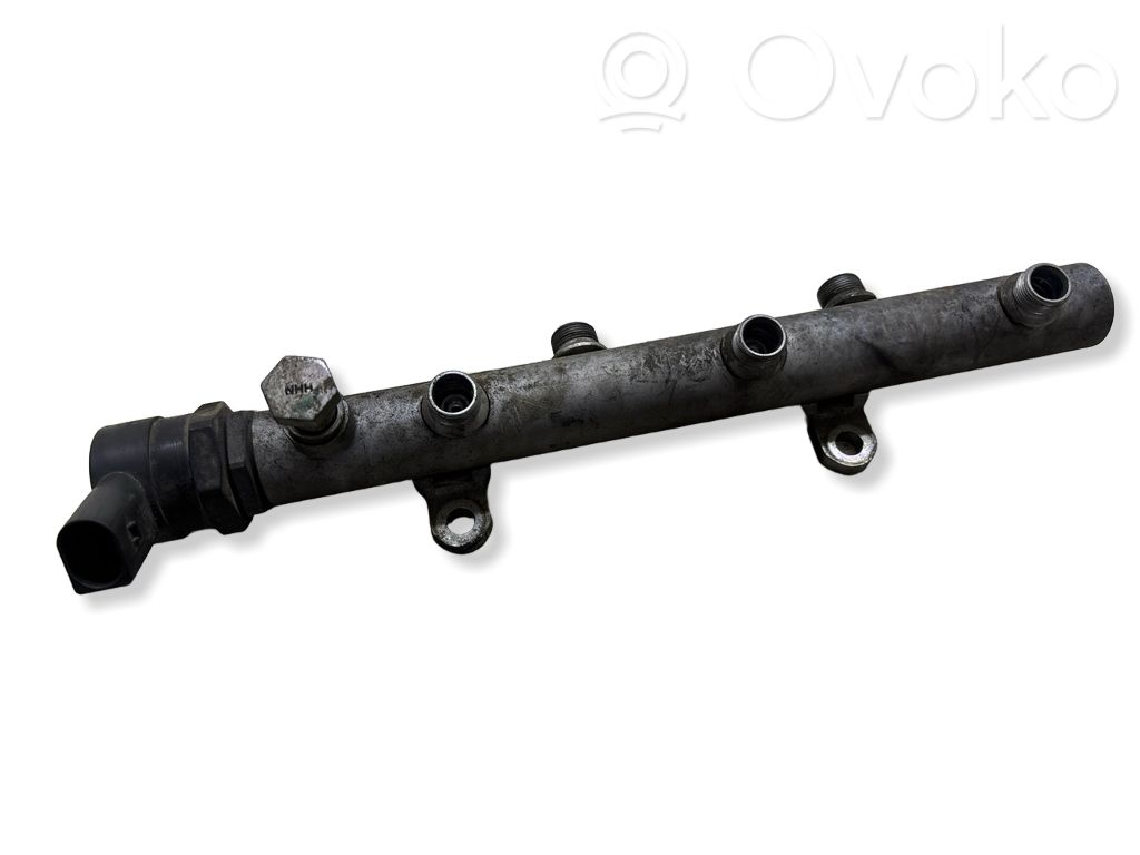 Audi Q7 4L Fuel main line pipe 