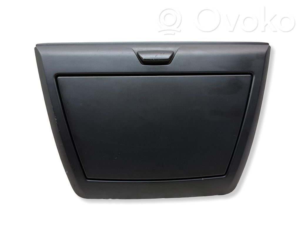 BMW X3 E83 Glove box 