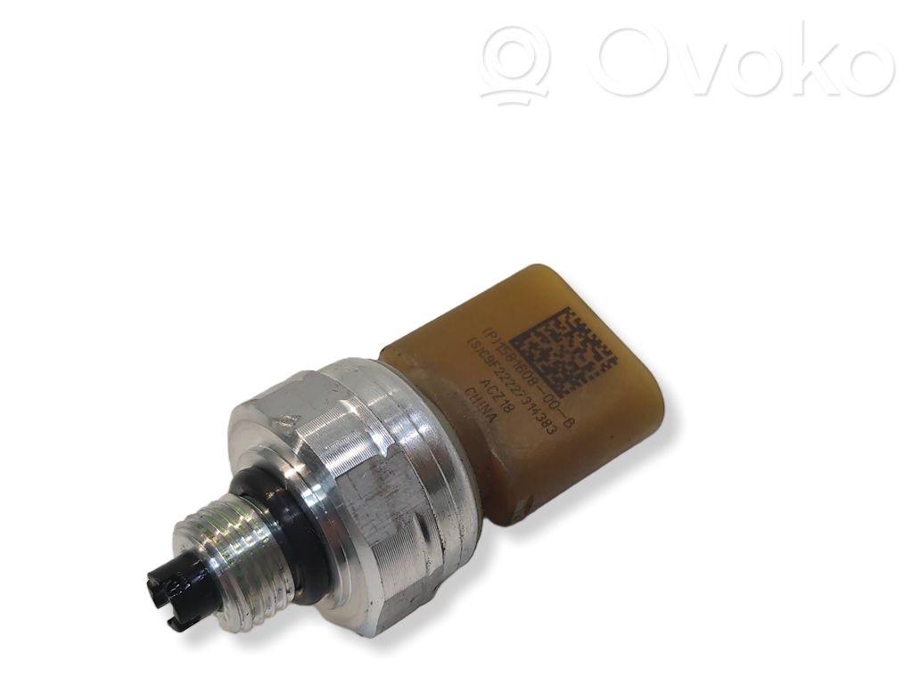 Tesla Model Y Air conditioning (A/C) pressure sensor 