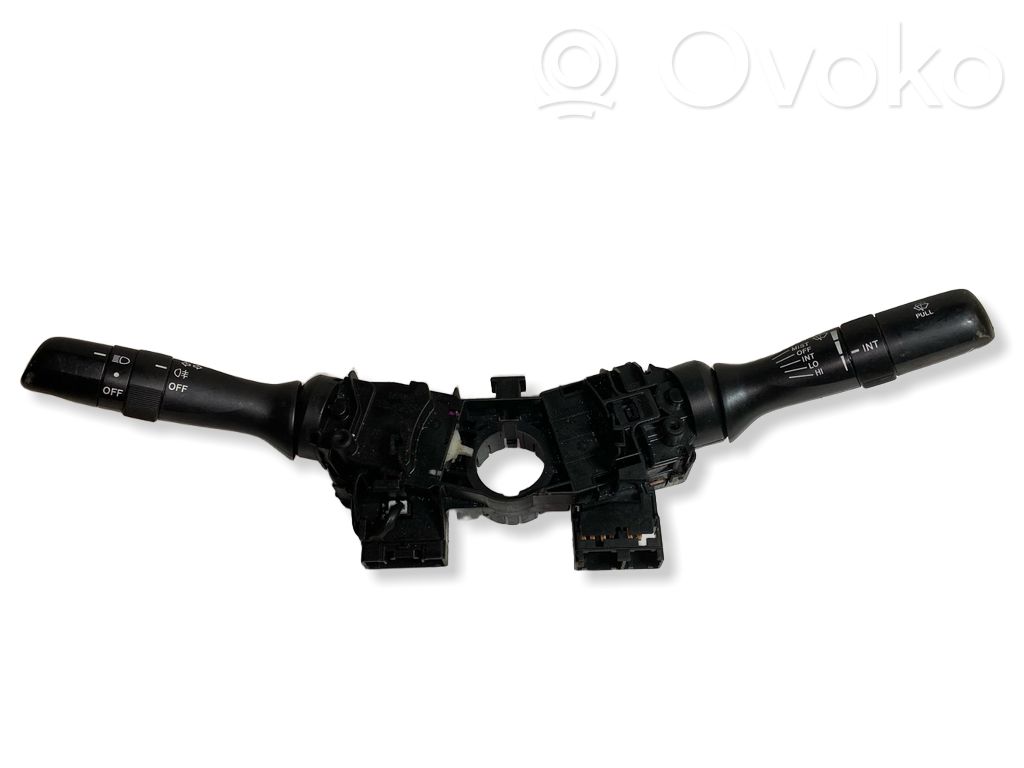 Toyota Hilux (AN10, AN20, AN30) Wiper control stalk 