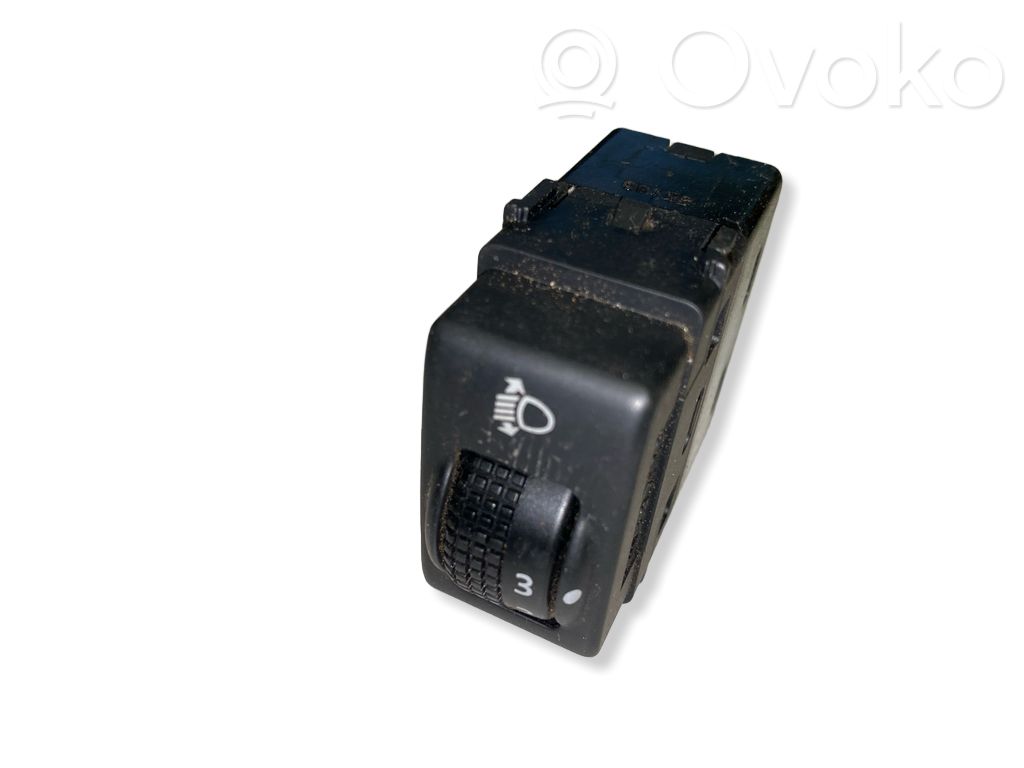 Headlight level height control switch   3X18B