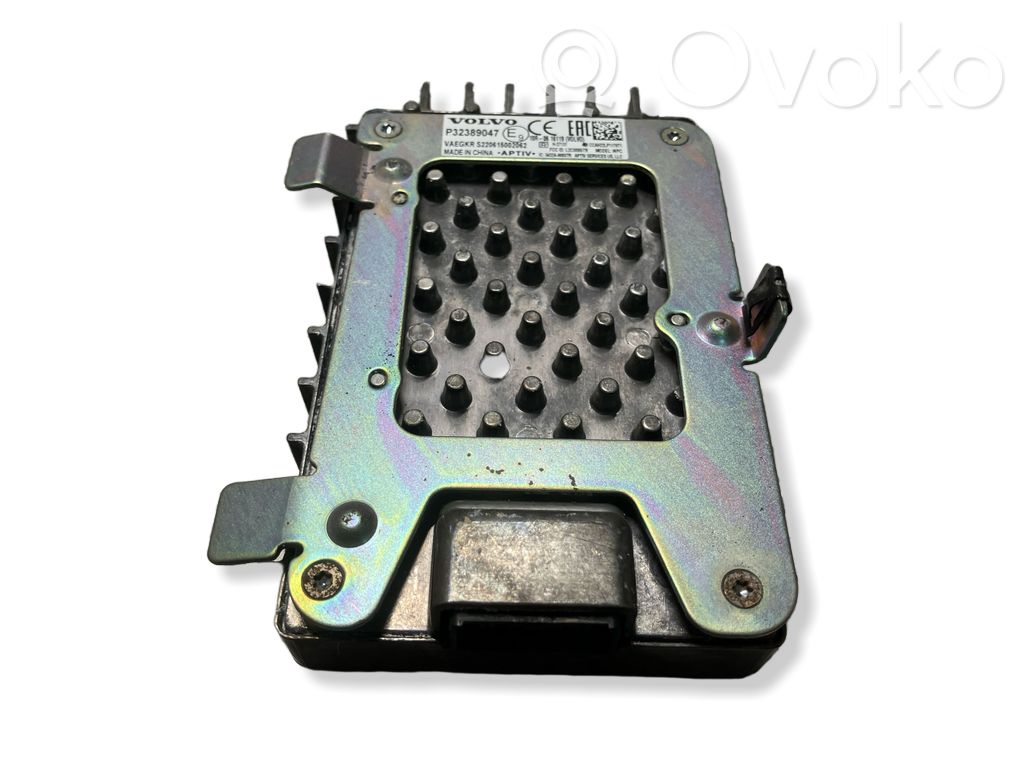Volvo XC40 Wireless charging module 