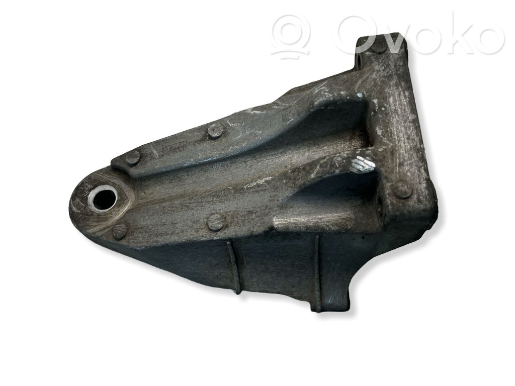 Ford Transit Engine mounting bracket 