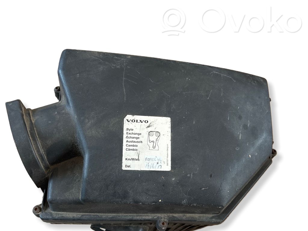 Volvo XC60 Air filter box 