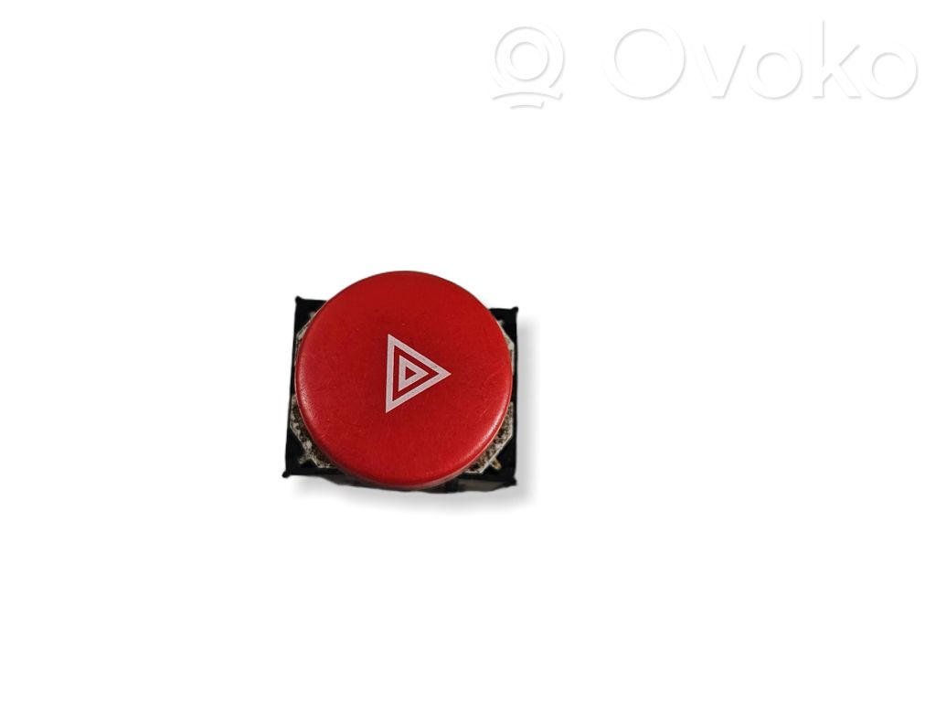 Hazard light switch   5P0953235A