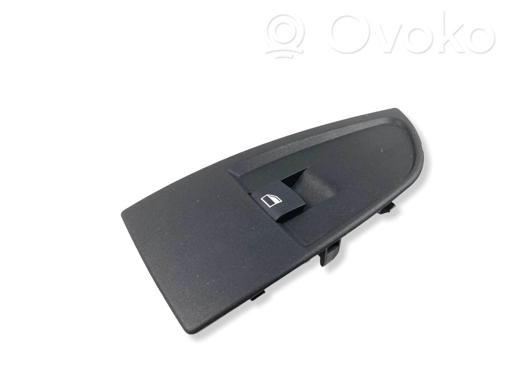 BMW i3 Electric window control switch 