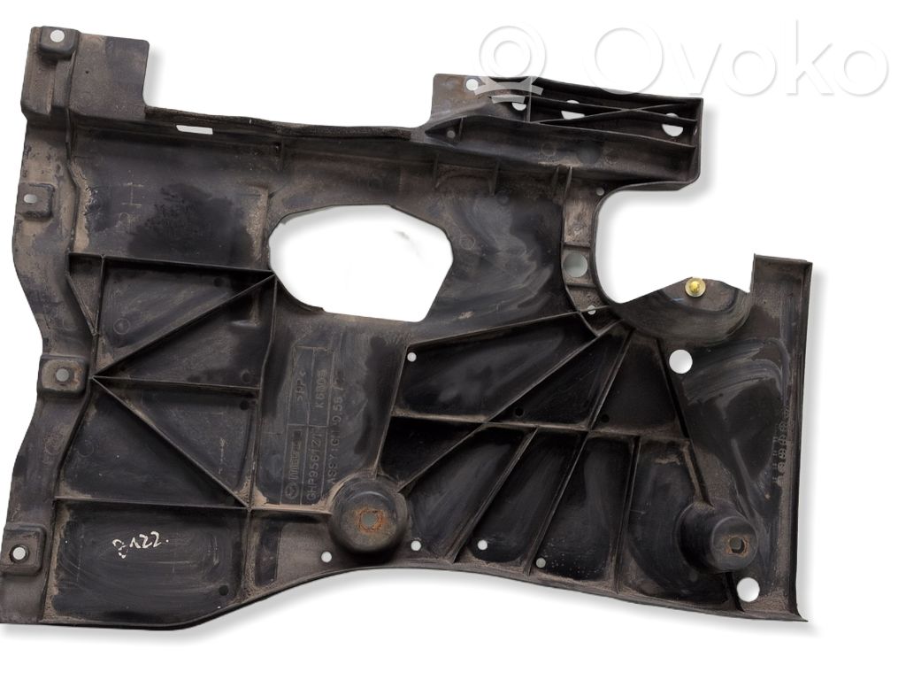 Protección inferior lateral   GHP9561Z0,GHP9561Z1,K6805