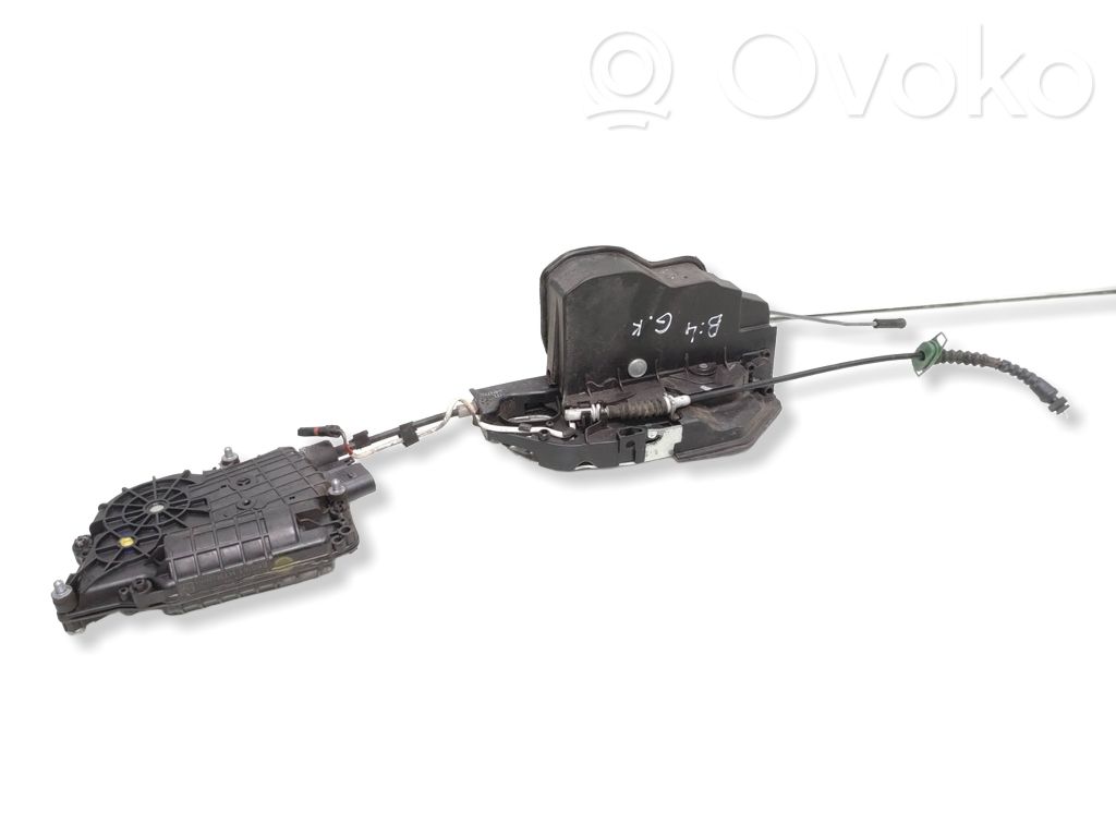 BMW 5 E60 E61 Aizmugurē slēdzene 